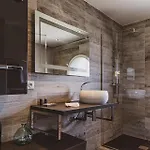 4 Saisons, Avec Piscine Chauffee Et Jacuzzi 别墅
