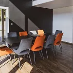 Villa 4 Saisons, Avec Piscine Chauffee Et Jacuzzi *