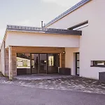 4 Saisons, Avec Piscine Chauffee Et Jacuzzi 别墅