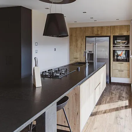 4 Saisons, Avec Piscine Chauffee Et Jacuzzi Gérardmer