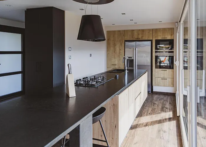 4 Saisons, Avec Piscine Chauffee Et Jacuzzi Gérardmer