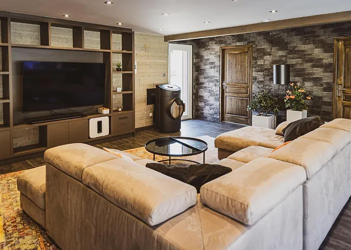 4 Saisons, Avec Piscine Chauffee Et Jacuzzi * Gérardmer