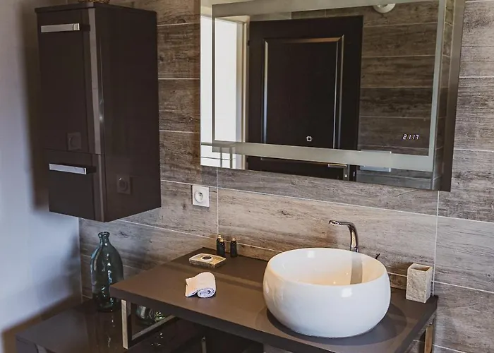 Vila 4 Saisons, Avec Piscine Chauffee Et Jacuzzi Gérardmer