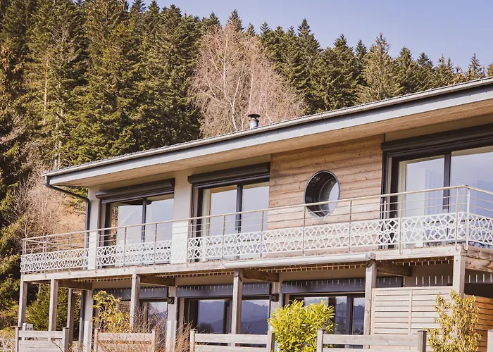 4 Saisons, Avec Piscine Chauffee Et Jacuzzi *