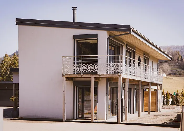 4 Saisons, Avec Piscine Chauffee Et Jacuzzi *